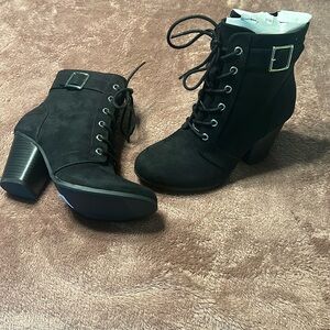 BRAND NEW, NEVER WORN lace up booties.